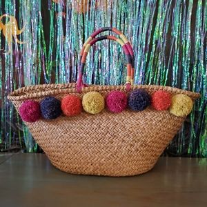 NWT pompom picnic beach spring summer woven purse